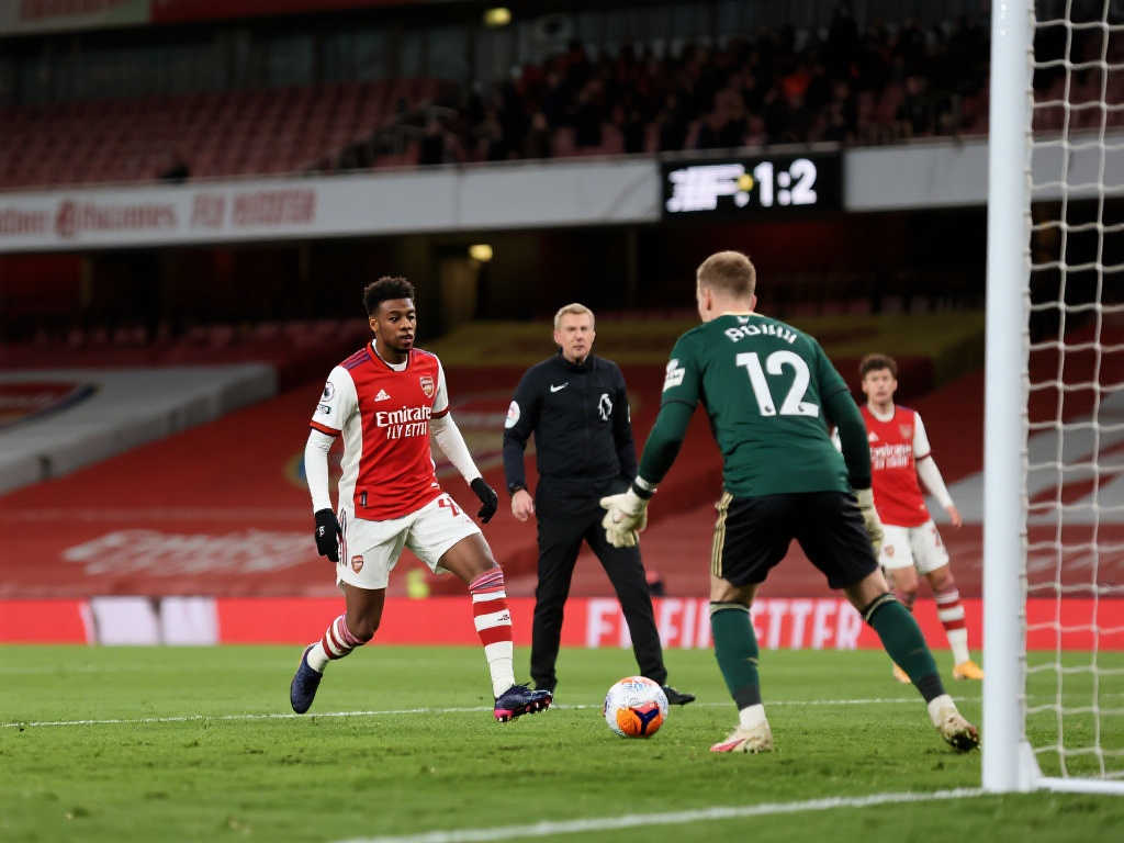 不仅帮助球 不仅帮助球